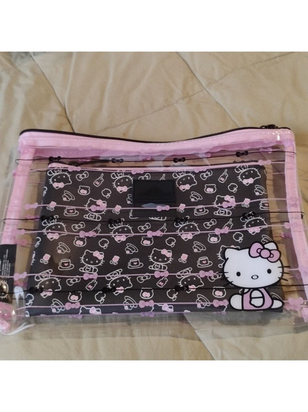 HELLO KITTY DOUBLE POUCH set NWOT .